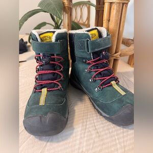Keen Kids Forest Green Adventure Boots